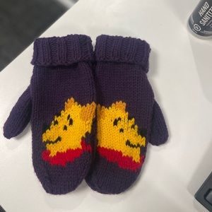 Winnie The Pooh Mittens